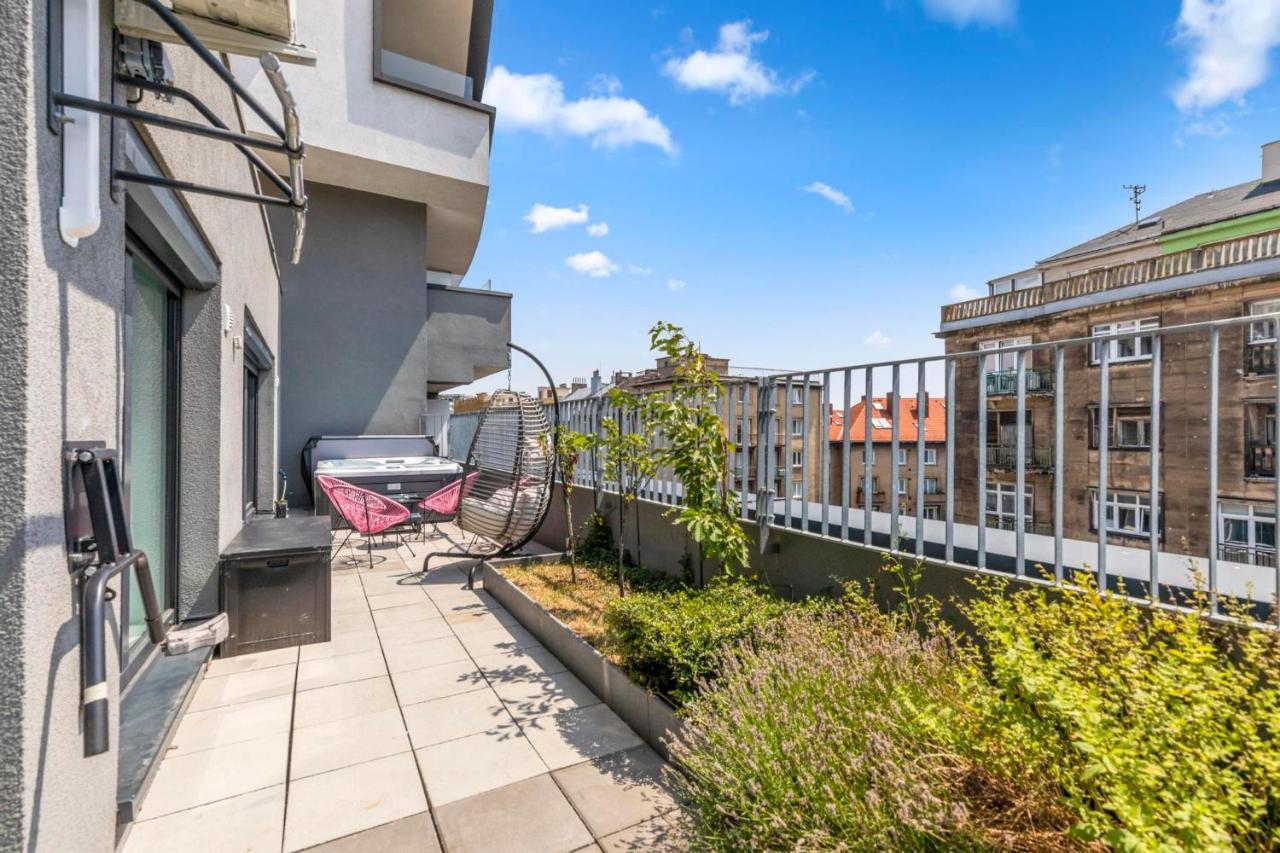 Apartmán Lam Pink - Jacuzzi - Ac - Ps4 Bratislava